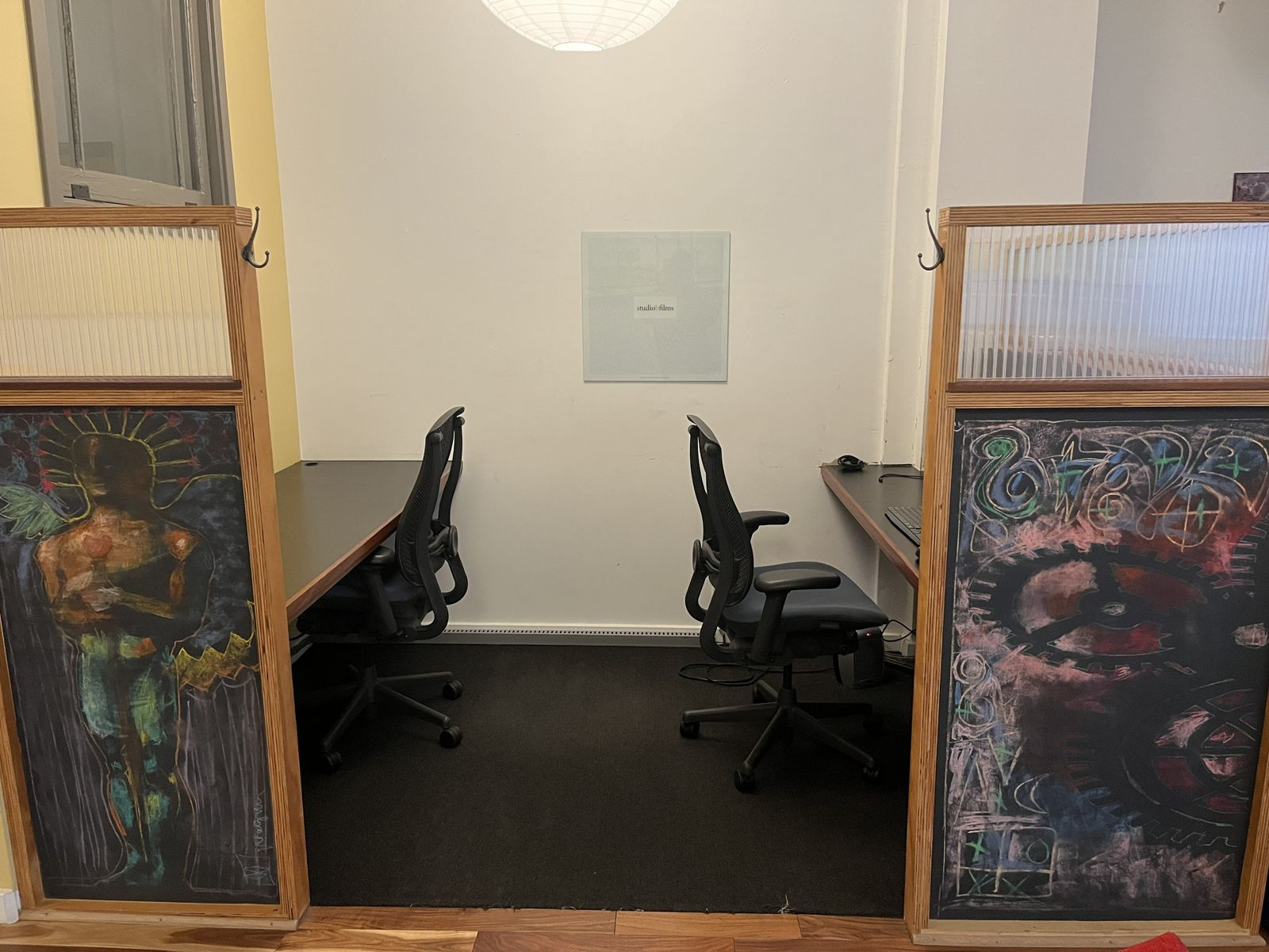 A cube workspace, front view